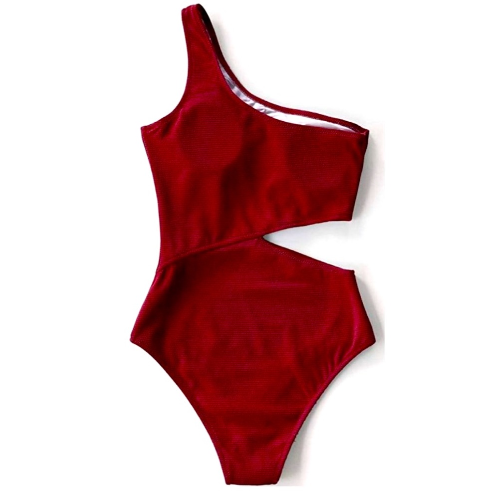 Cupshe red one piece swimsuit Medium